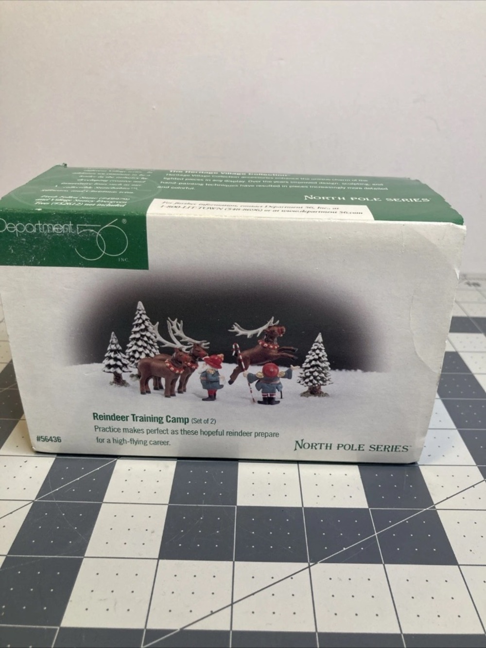 Dept 56 North Pole Series 56436 Reindeer Training Camp Accessory Set Of 2 w/ Box